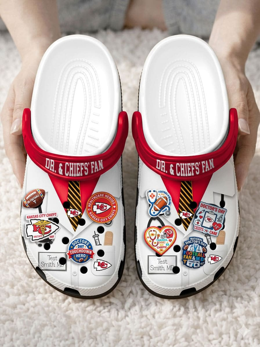 KCC PREMIUM NFL NATIONAL DOCTOR'S DAY CLOGS WITH 8 CHARMS DDT CTND