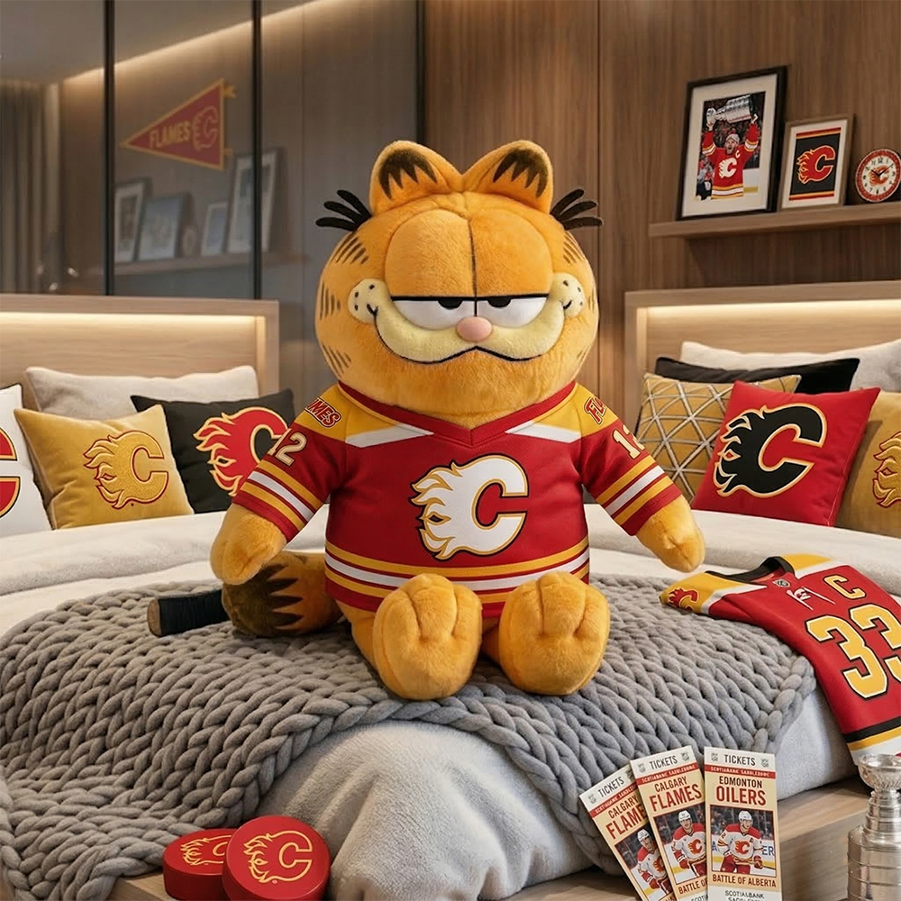 CF x Garfield plushie in NHL team editions NAK TTT