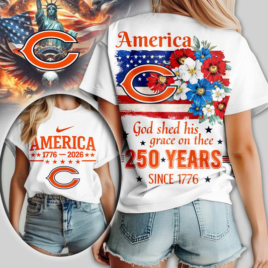 CHI Premium NFL America God Shed His Grace On Thee Women Shirt DDT  NTL