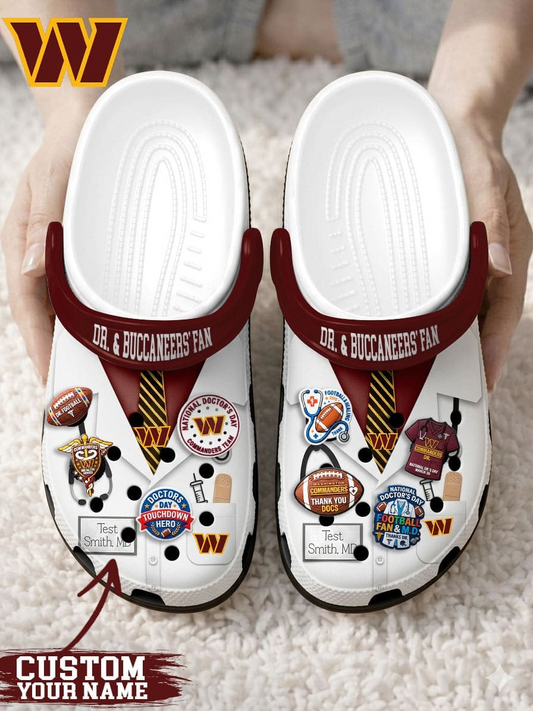 WC PREMIUM NFL NATIONAL DOCTOR'S DAY CLOGS WITH 8 CHARMS DDT  CTND
